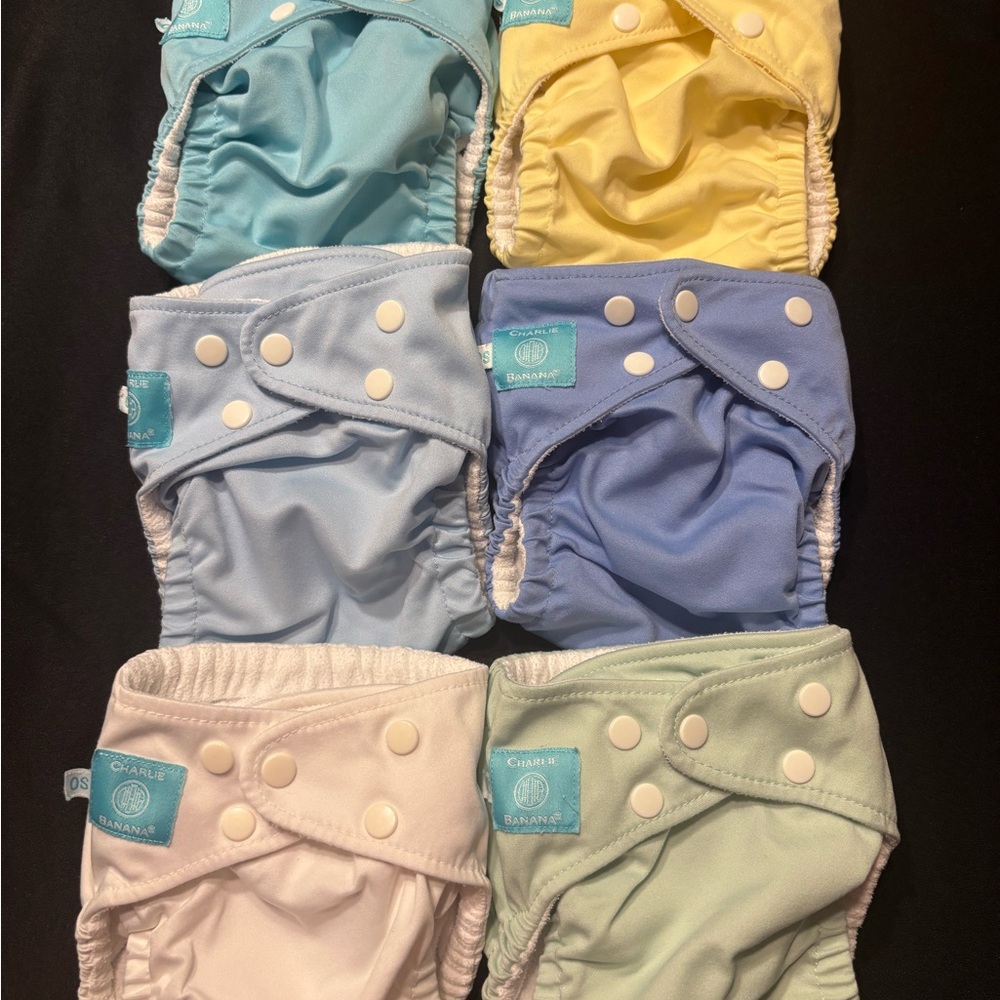 Charlie Banana 6 Cloth Diapers + 19 Inserts